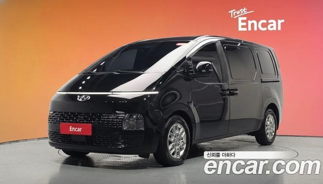 Hyundai Staria — фото 1