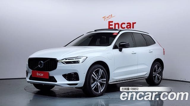 Volvo XC60 — фото 1