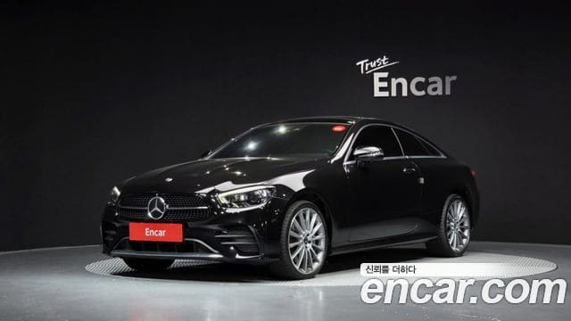 Mercedes-Benz E-Class — фото 1