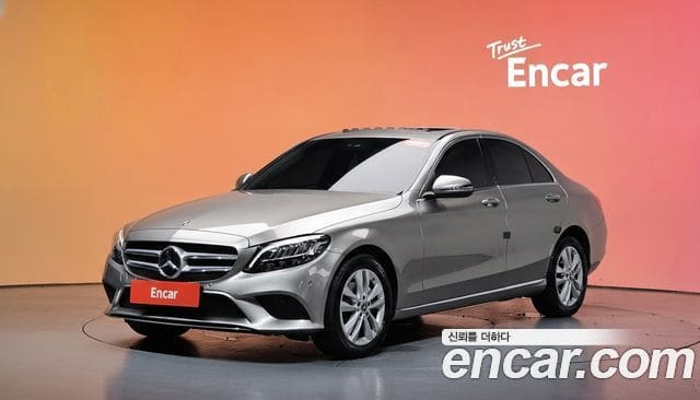 Mercedes-Benz C-Class — фото 1