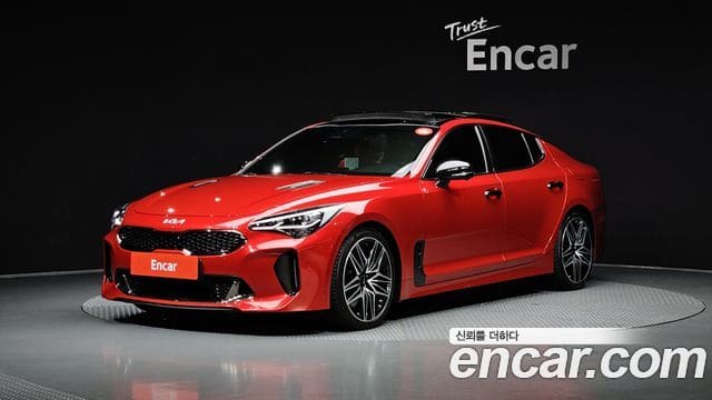 Kia Stinger — фото 1