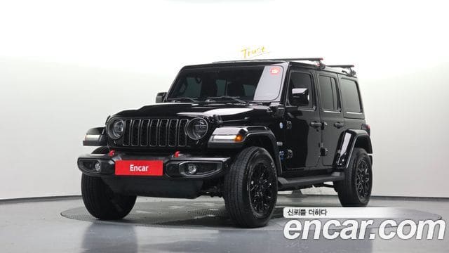 Jeep Wrangler — фото 1