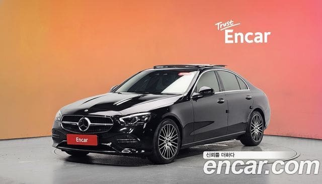 Mercedes-Benz C-Class — фото 1