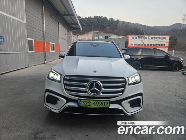 Mercedes-Benz GLS-Class — фото 1
