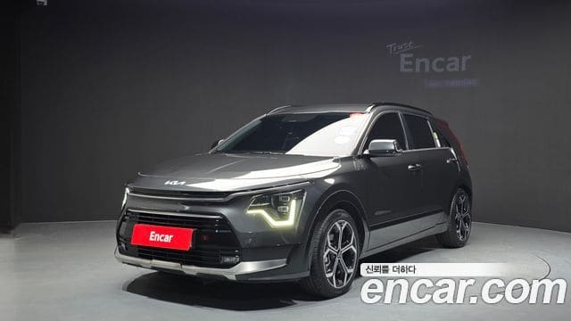 Kia Niro — фото 1