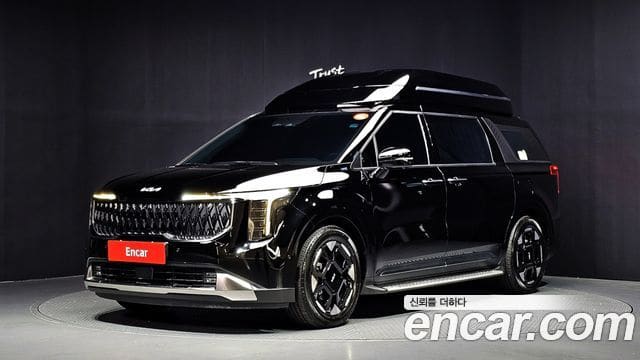 Kia Carnival — фото 1