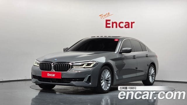 BMW 5 Series — фото 1