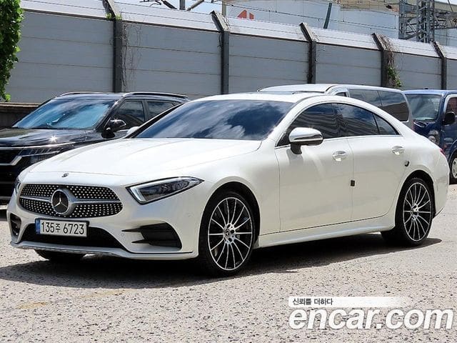 Mercedes-Benz CLS-Class — фото 1