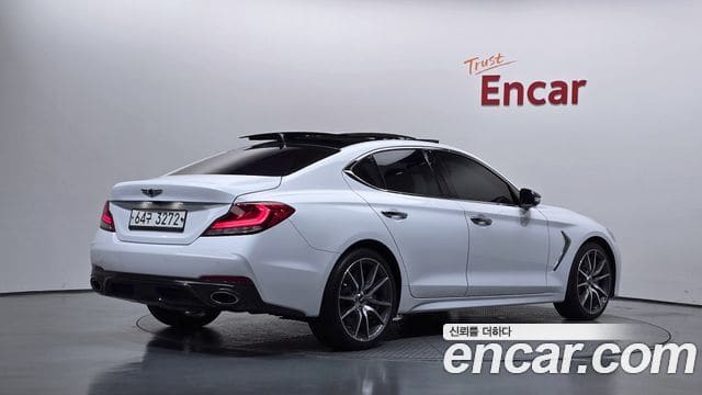 Genesis G70 — фото 1