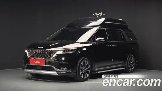 Kia Carnival — фото 1
