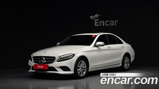 Mercedes-Benz C-Class — фото 1