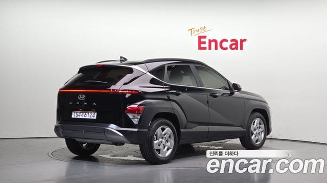 Hyundai Kona — фото 1