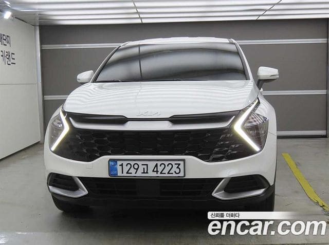 Kia Sportage — фото 1