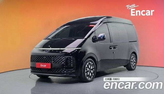 Hyundai Staria — фото 1