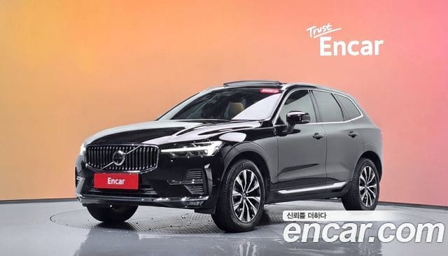 Volvo XC60 — фото 1