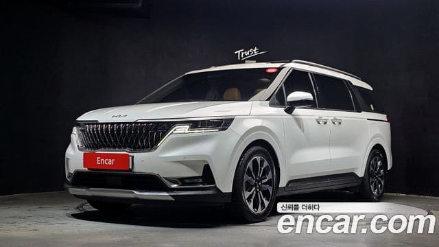 Kia Carnival — фото 1