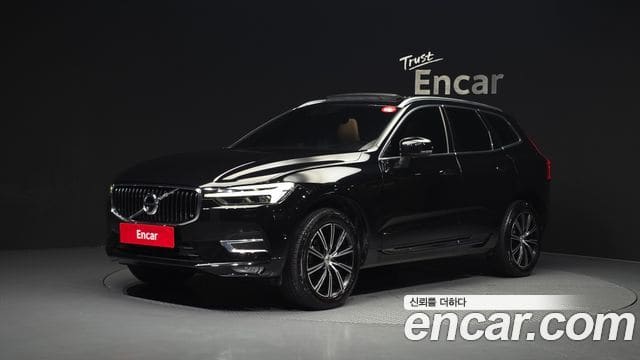 Volvo XC60 — фото 1
