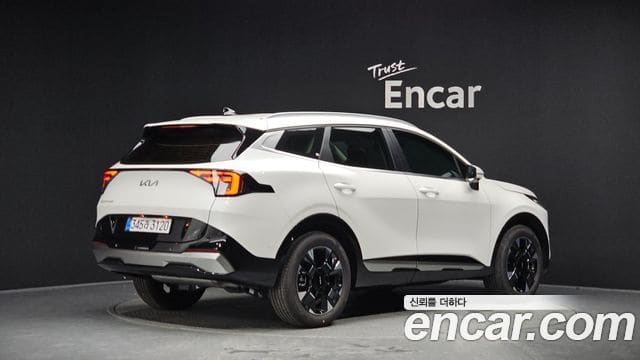 Kia Sportage — фото 1