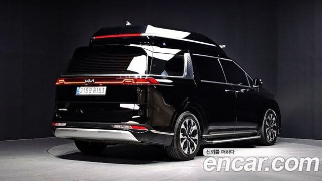 Kia Carnival — фото 1