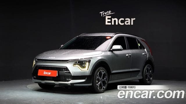 Kia Niro — фото 1