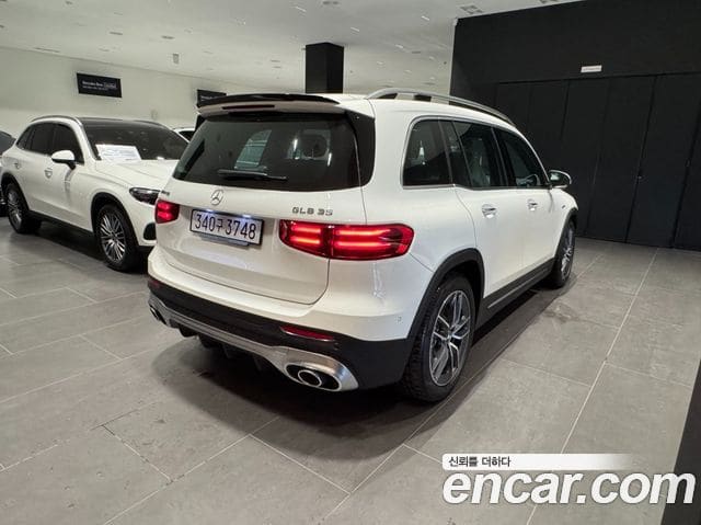 Mercedes-Benz GLB-Class — фото 1