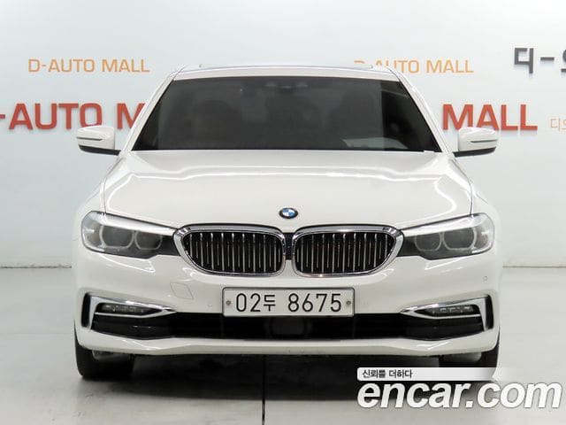 BMW 5 Series — фото 1