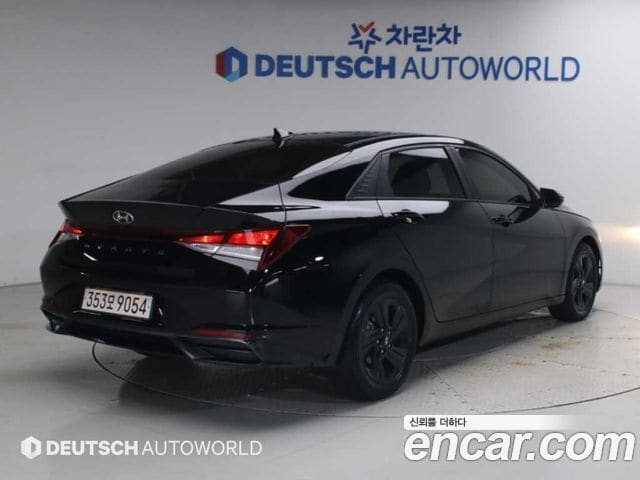 Hyundai Avante — фото 1