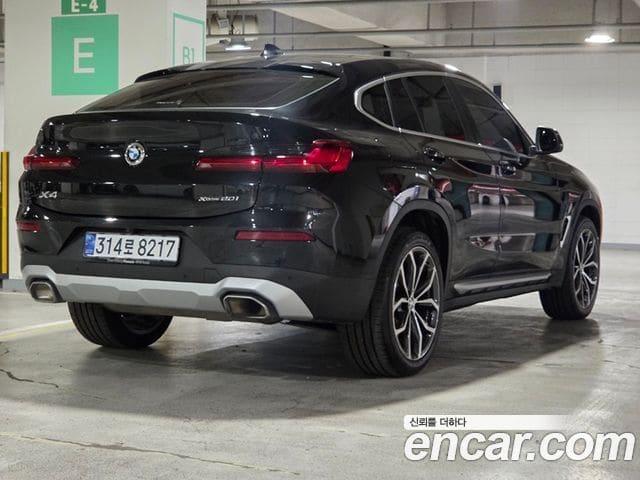 BMW X4 — фото 1