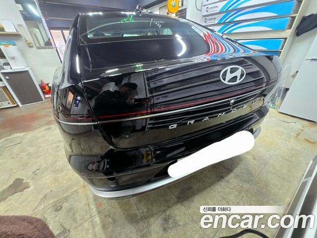 Hyundai Grandeur — фото 1