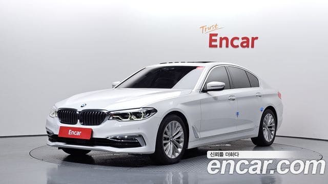 BMW 5 Series — фото 1
