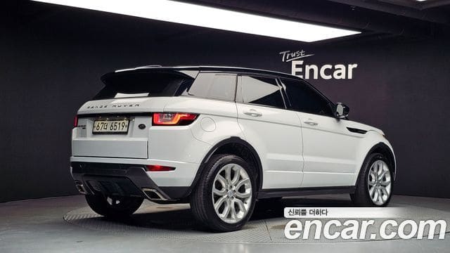 Land Rover Range Rover Evoque — фото 1