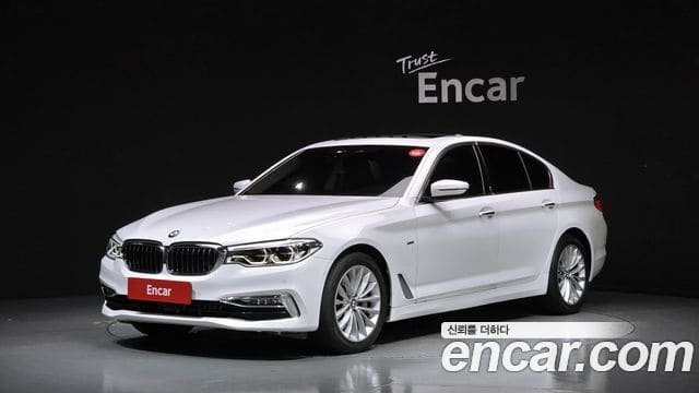 BMW 5 Series — фото 1
