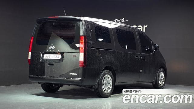Hyundai Staria — фото 1