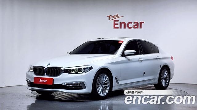 BMW 5 Series — фото 1