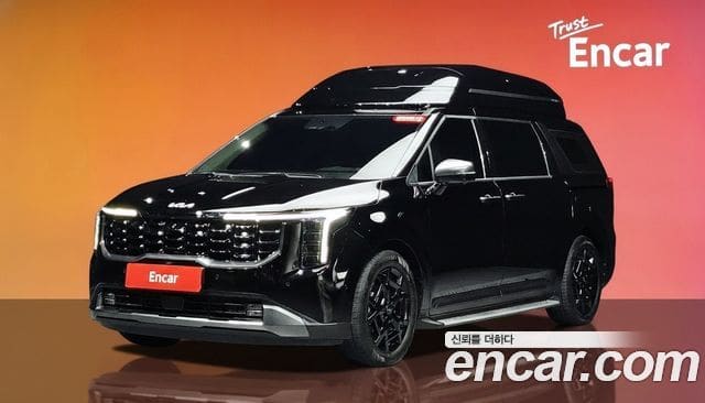 Kia Carnival — фото 1