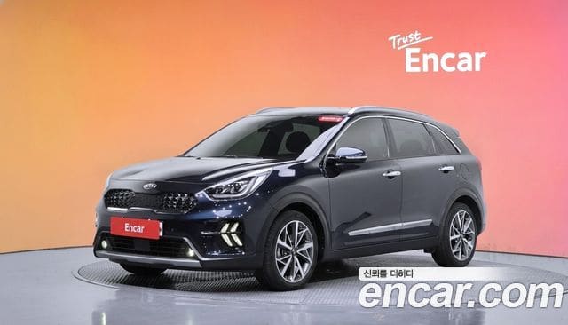 Kia Niro — фото 1