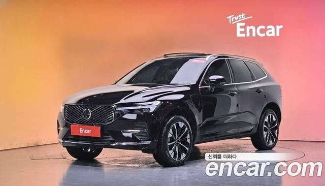 Volvo XC60 — фото 1