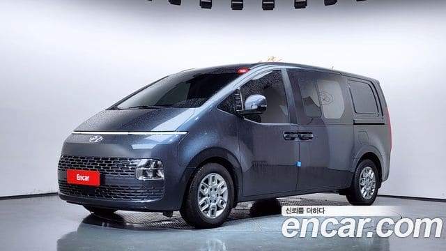 Hyundai Staria — фото 1