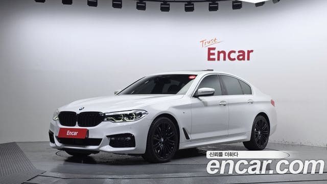 BMW 5 Series — фото 1
