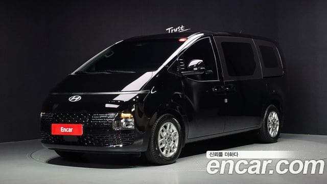 Hyundai Staria — фото 1