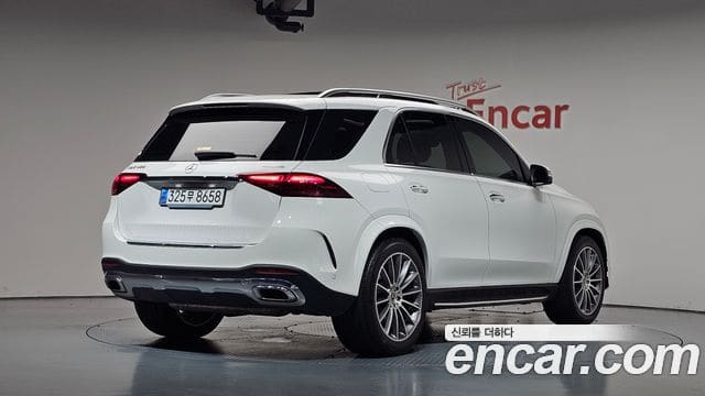 Mercedes-Benz GLE-Class — фото 1