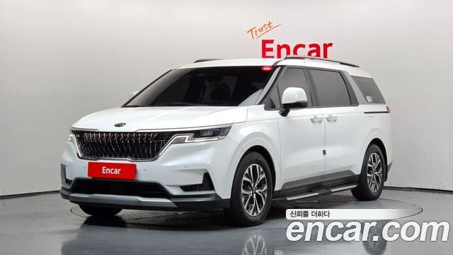 Kia Carnival — фото 1