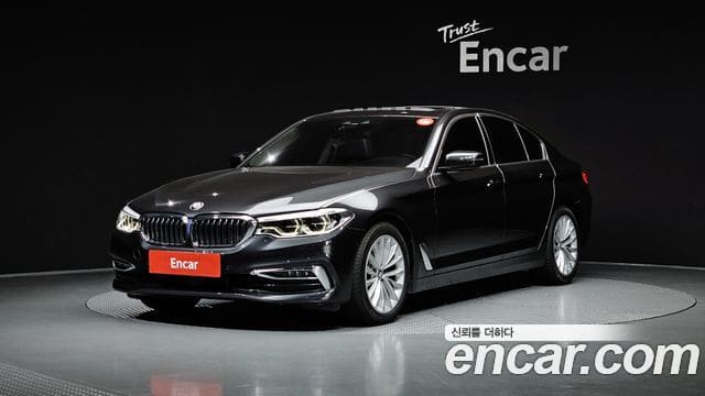 BMW 5 Series — фото 1
