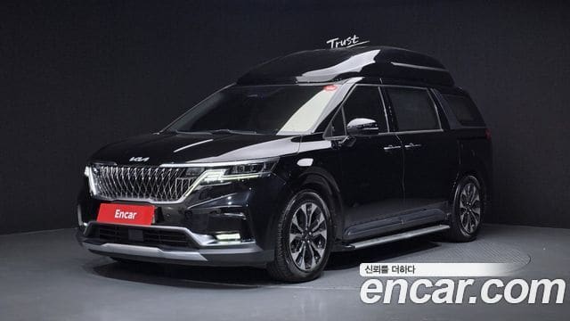 Kia Carnival — фото 1
