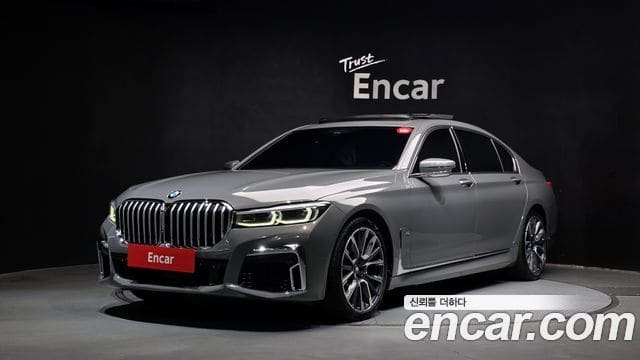 BMW 7 Series — фото 1