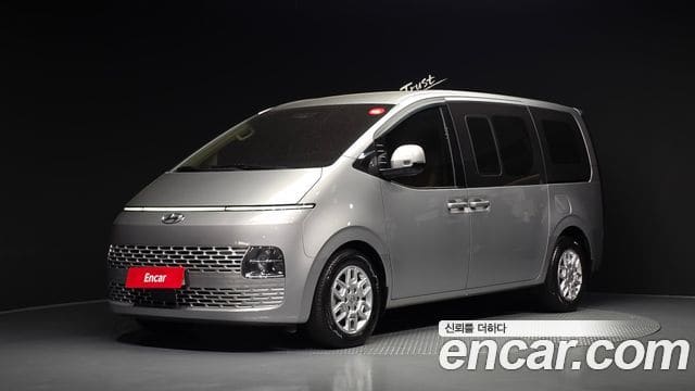 Hyundai Staria — фото 1