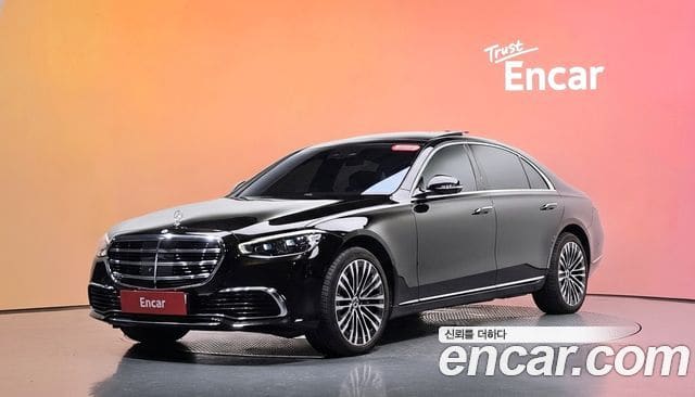 Mercedes-Benz S-Class — фото 1