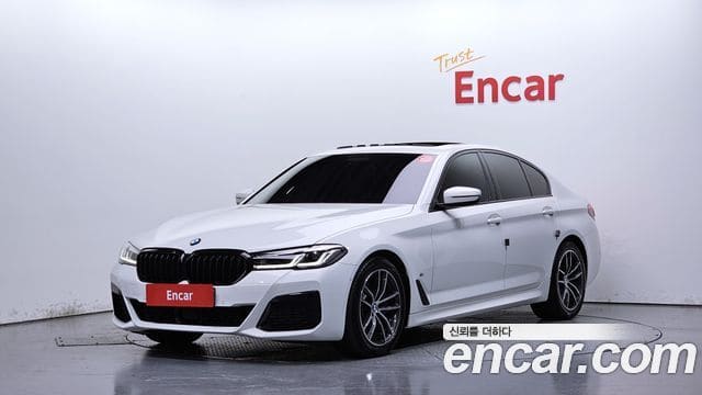 BMW 5 Series — фото 1