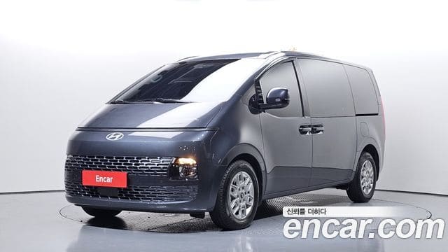 Hyundai Staria — фото 1