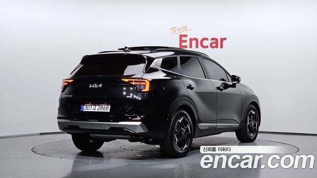 Kia Sportage — фото 1